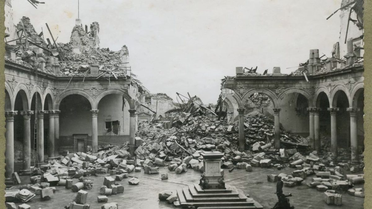 La reconstrucción del Alcázar en los años 40