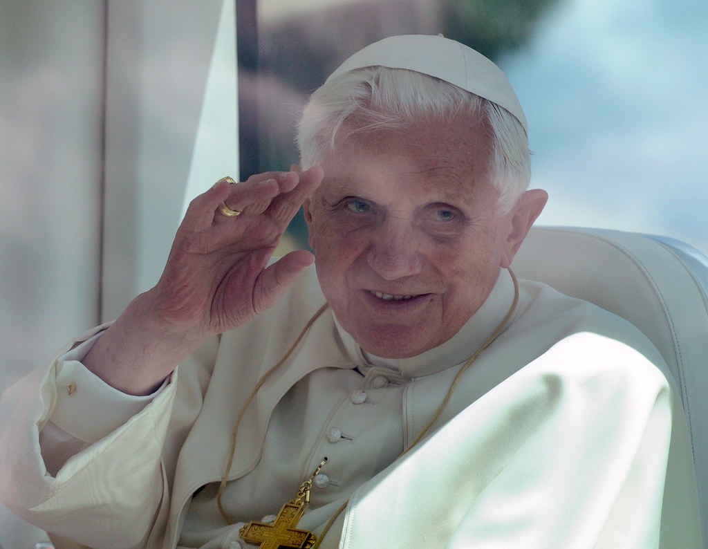 Funeral por el eterno descanso de Benedicto XVI