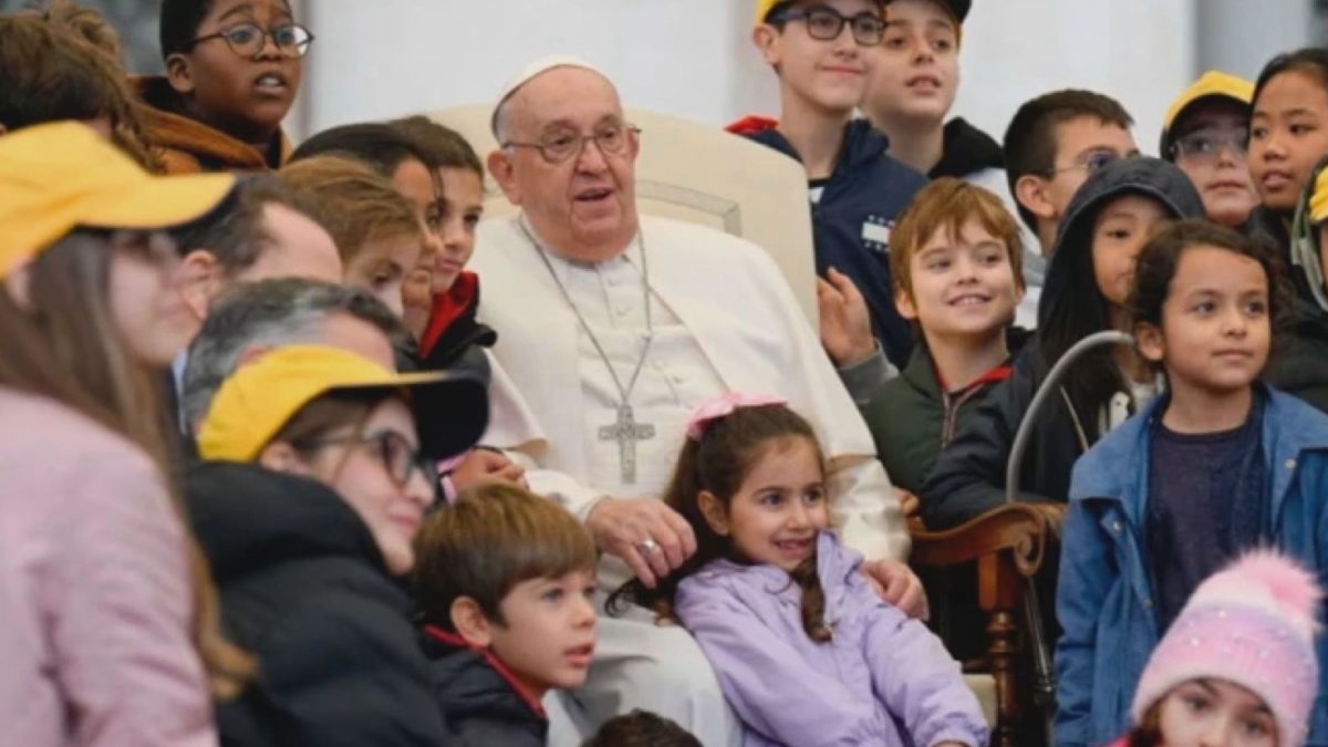 Francisco: el Papa de los niños