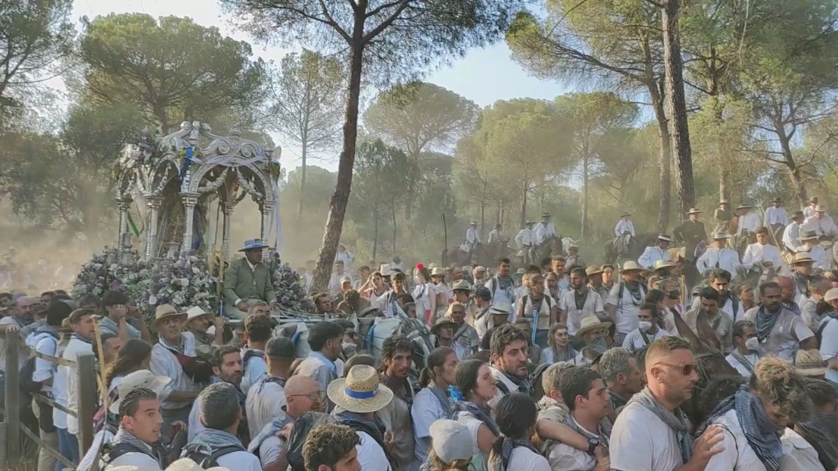 La Hermandad del Rocío de Toledo hace el Camino
