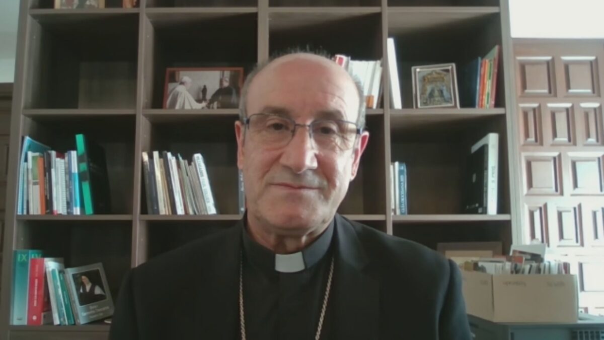 El obispo de Córdoba destaca la respuesta de la parroquia de Adamuz