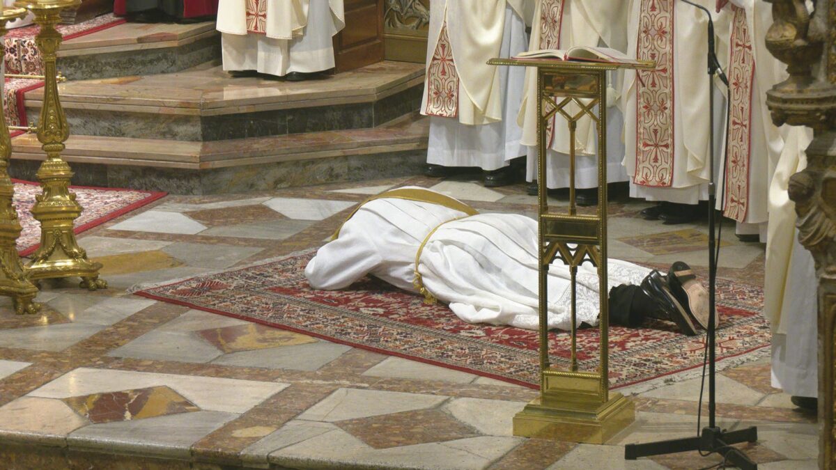 Ordenación sacerdotal en la Catedral Primada