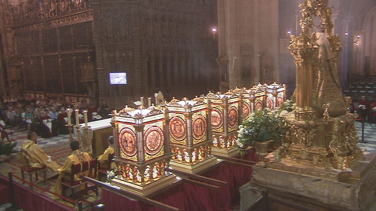 Restauración del Rosario de Cristal